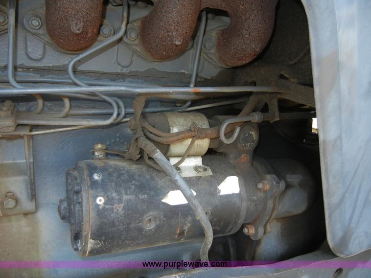 image for item A9973 1977 White 2-70 Field Boss tractor