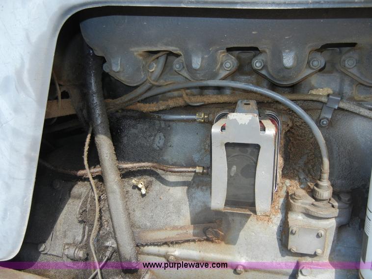 image for item A9973 1977 White 2-70 Field Boss tractor