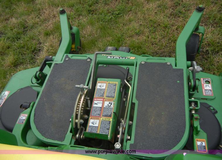 image for item A9989 John Deere F680 Z-Trak zero turn mower