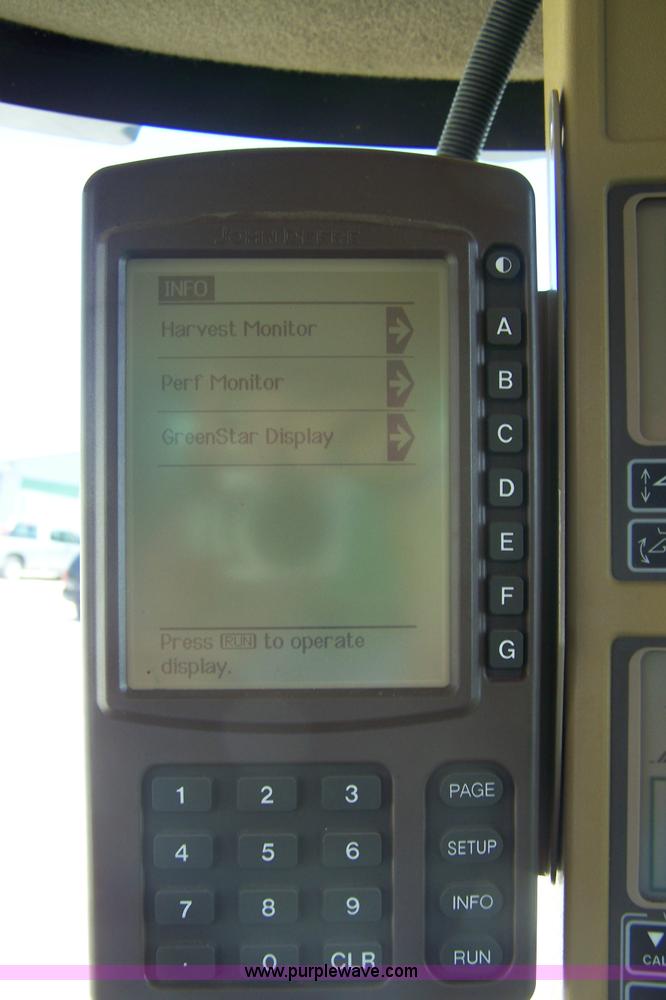 image for item B3526 2005 John Deere 9760 STS combine