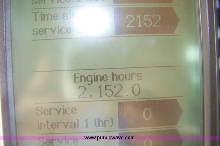 image for item B3526 2005 John Deere 9760 STS combine