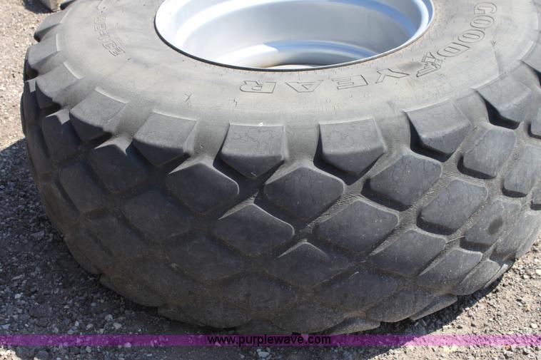 image for item B9844 Assorted wheels and tires