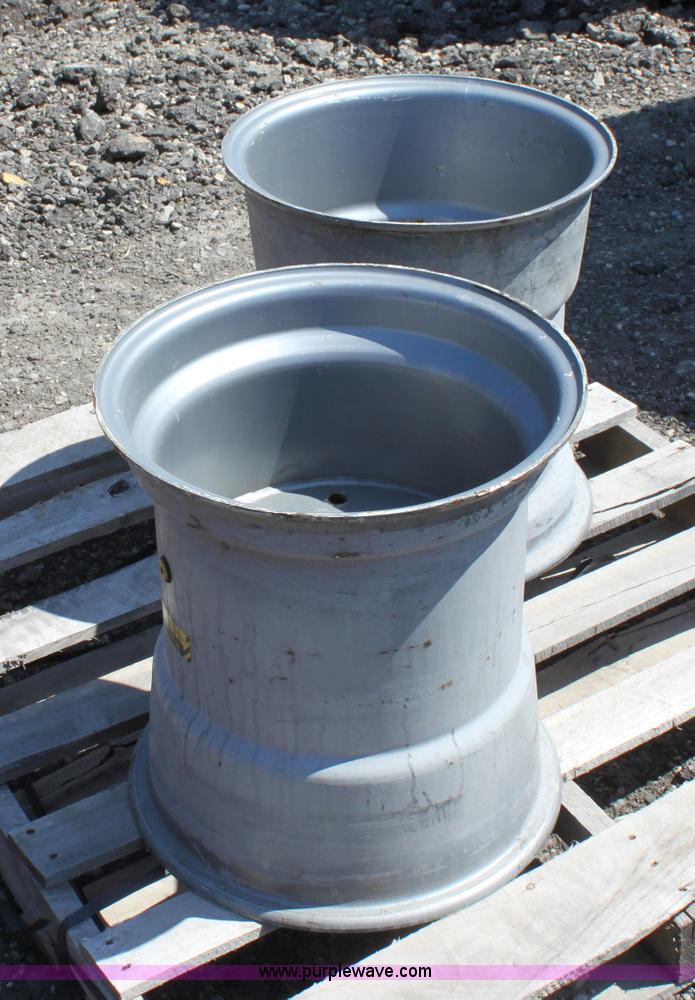 image for item B9844 Assorted wheels and tires