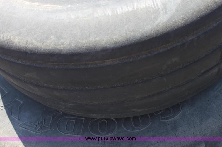 image for item B9844 Assorted wheels and tires