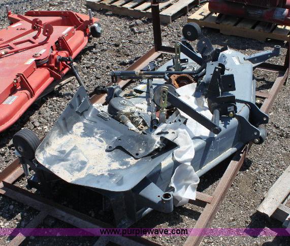 image for item B9869 AGCO SM72A 72" mower deck