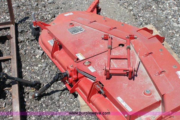 image for item B9870 Massey-Ferguson MF1505 72" mower deck