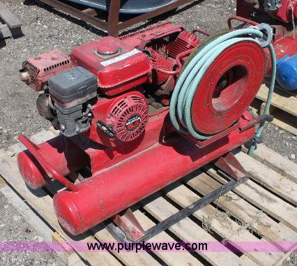 image for item B9873 Portable air compressor