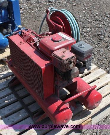 image for item B9873 Portable air compressor