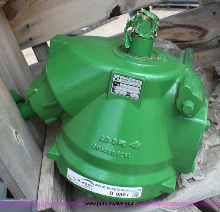 image for item B9881 John Deere gearbox
