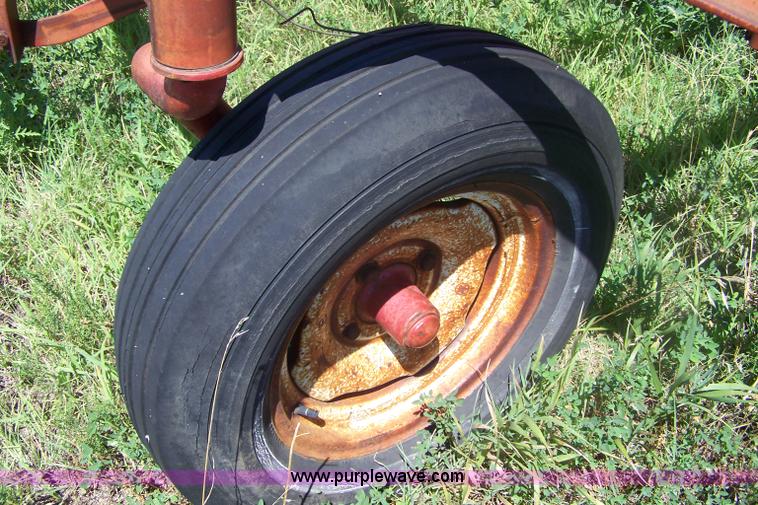 image for item C9254 IH 150 hoe drill