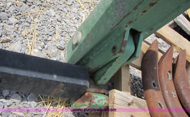image for item C9510 John Deere Category 3 three point quick hitch