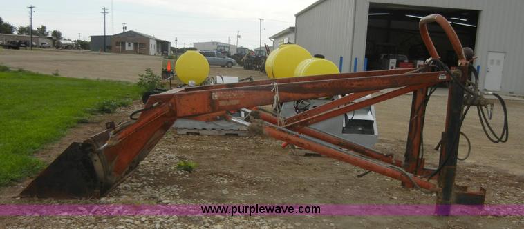 image for item D9644 Farm Hand F11 loader