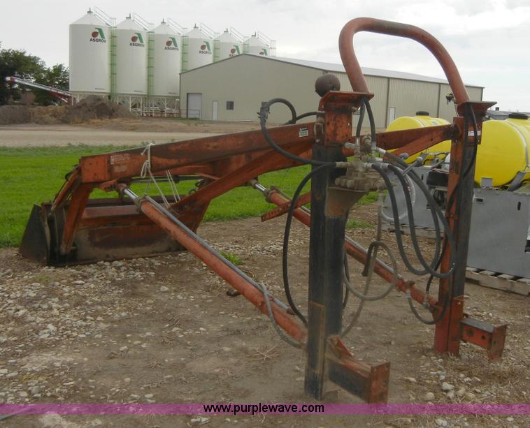 image for item D9644 Farm Hand F11 loader