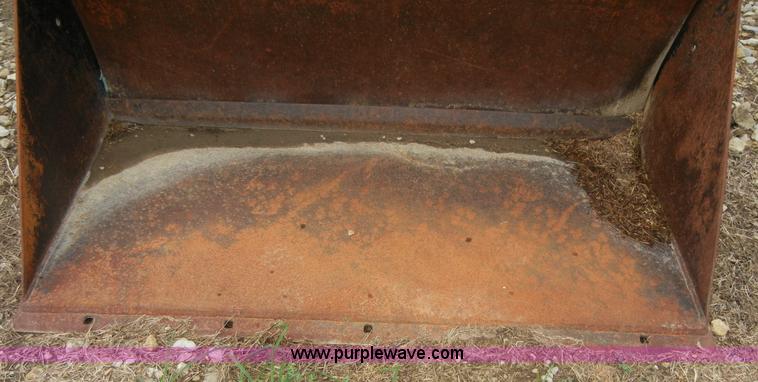 image for item D9644 Farm Hand F11 loader