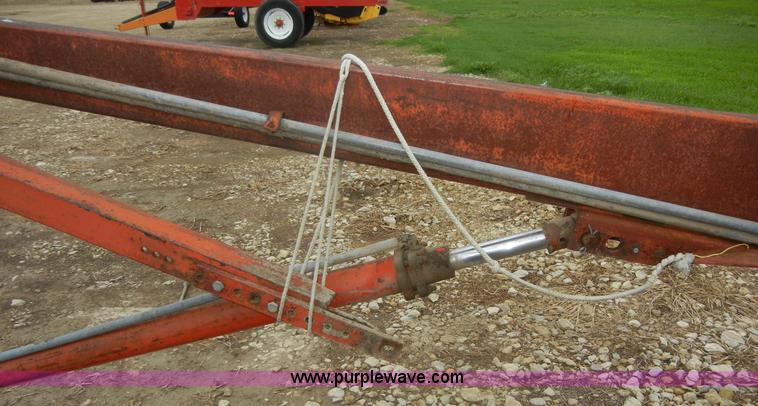 image for item D9644 Farm Hand F11 loader