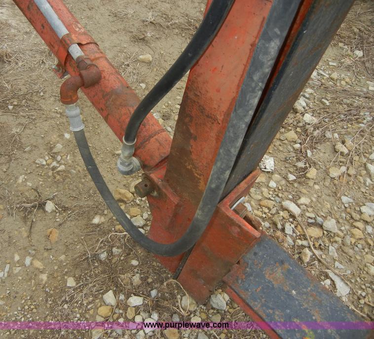 image for item D9644 Farm Hand F11 loader