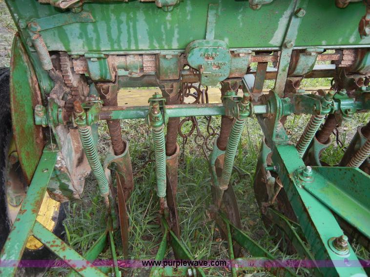 image for item D9671 John Deere FB grain drill with grass seed boxes