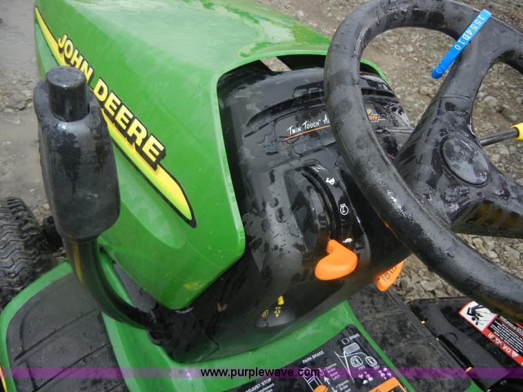 image for item D9672 John Deere LT155 lawn tractor with rear bagger