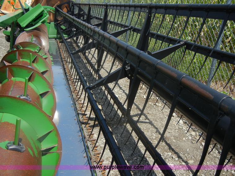 image for item D9680 John Deere 625F 25' flex head