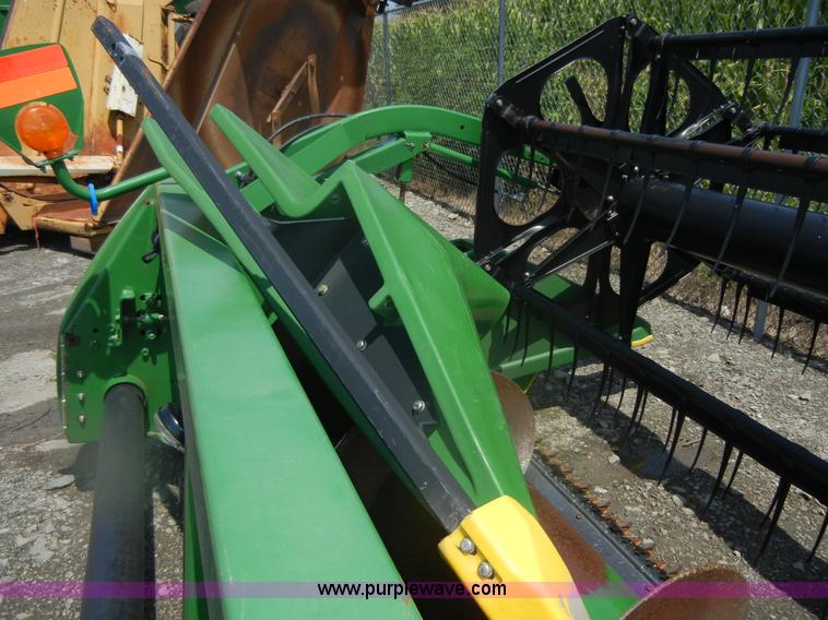 image for item D9680 John Deere 625F 25' flex head