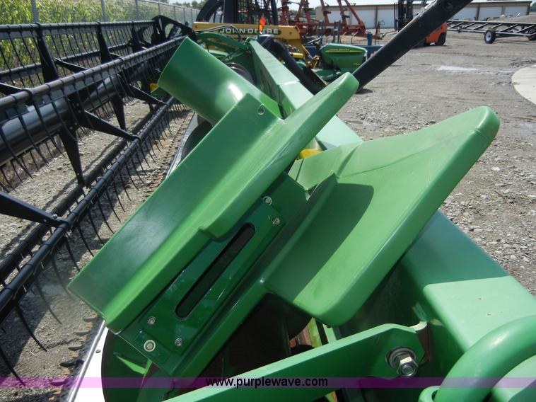 image for item D9680 John Deere 625F 25' flex head