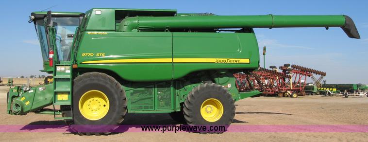 image for item J9751 2009 John Deere 9770 STS combine
