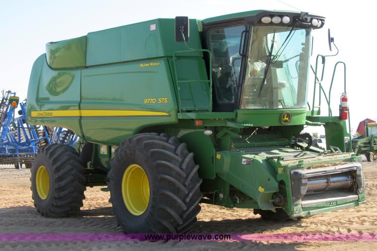 image for item J9751 2009 John Deere 9770 STS combine