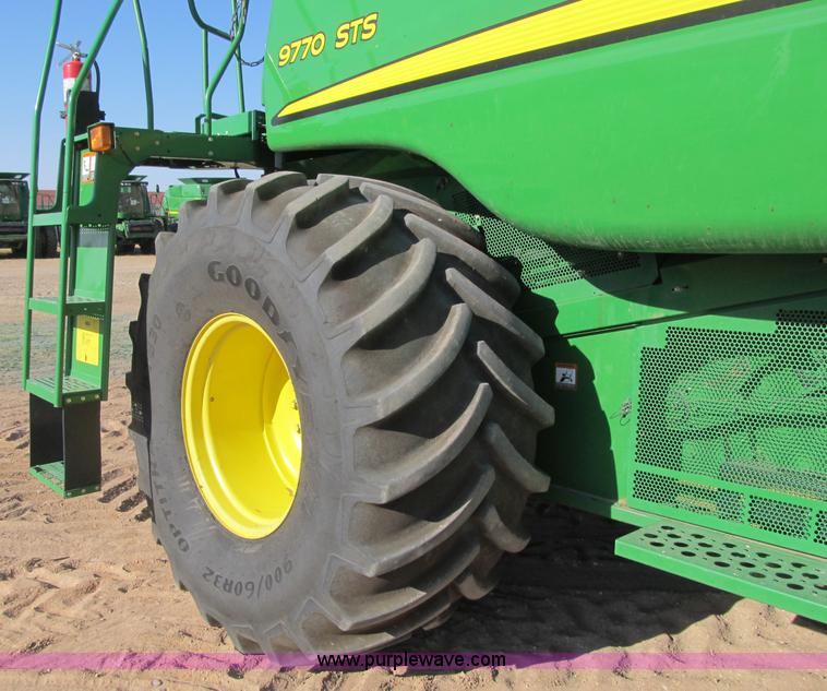 image for item J9751 2009 John Deere 9770 STS combine