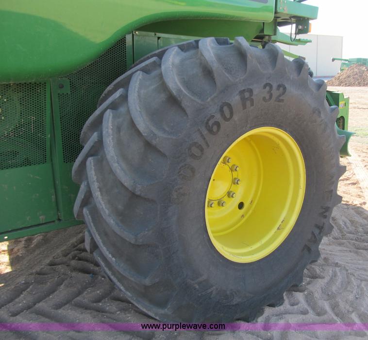 image for item J9751 2009 John Deere 9770 STS combine