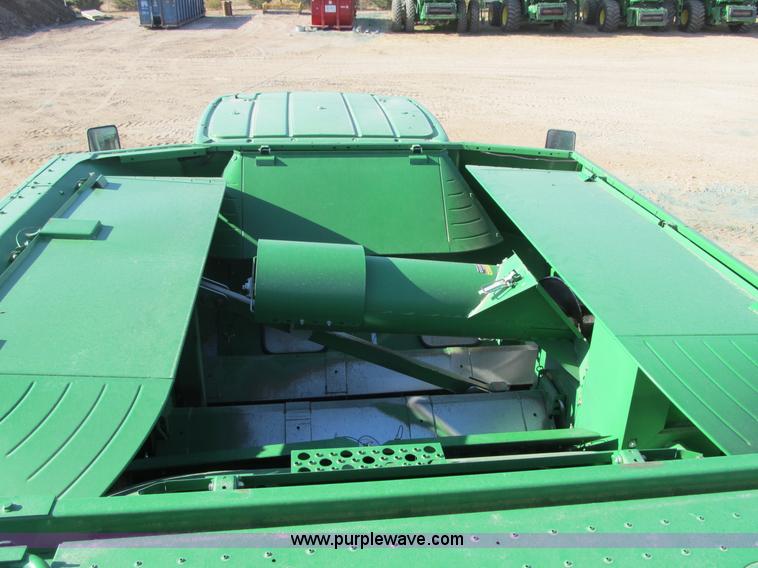 image for item J9751 2009 John Deere 9770 STS combine