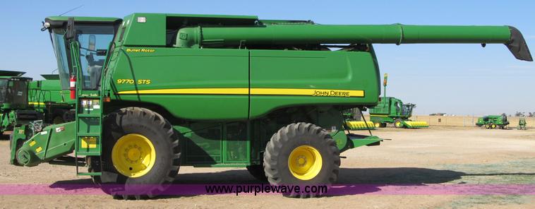 image for item J9751 2009 John Deere 9770 STS combine
