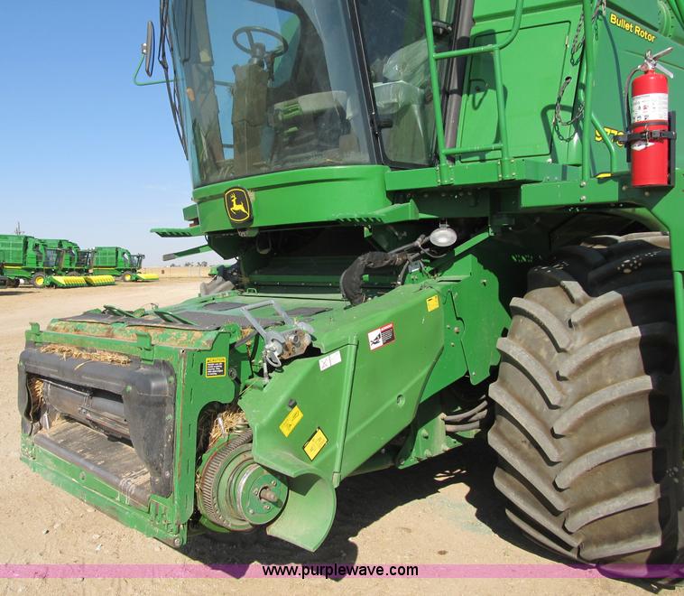image for item J9751 2009 John Deere 9770 STS combine