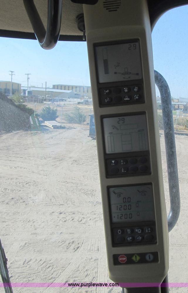 image for item J9751 2009 John Deere 9770 STS combine