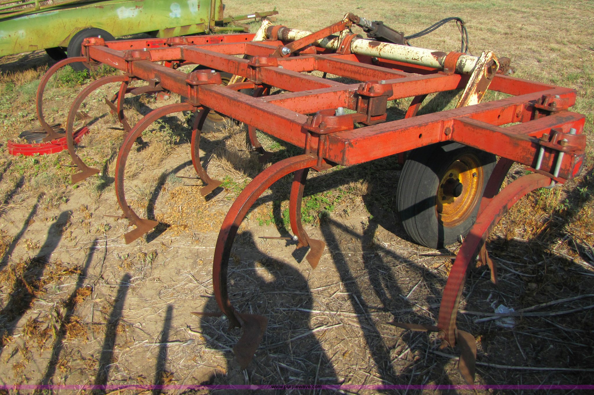 Krause 271 14' chisel sweep plow in Seguin, TX Item A9529 sold