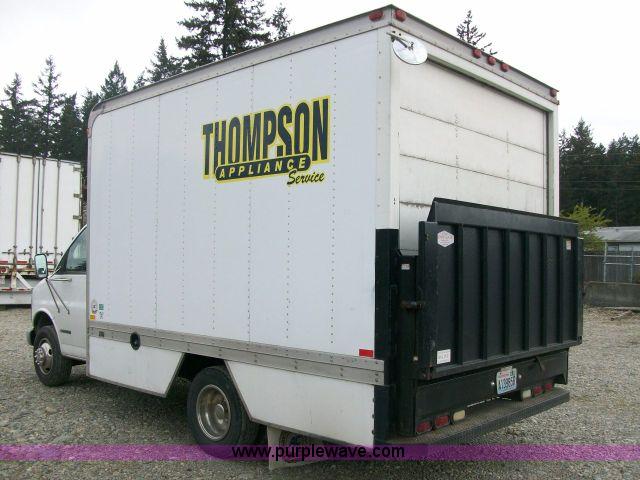 image for item A1196 2002 Chevrolet G3500 Express box van