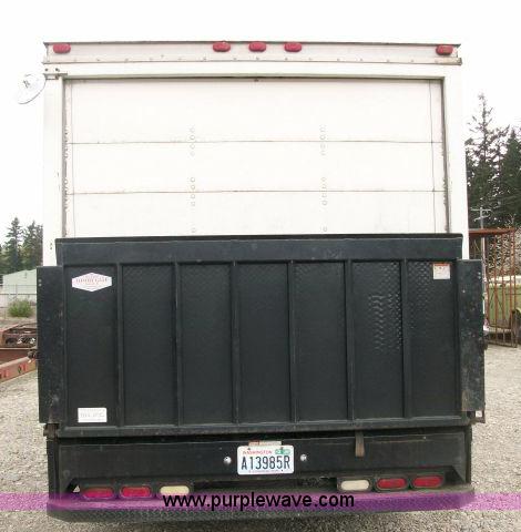 image for item A1196 2002 Chevrolet G3500 Express box van