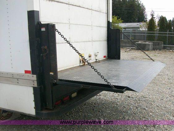 image for item A1196 2002 Chevrolet G3500 Express box van