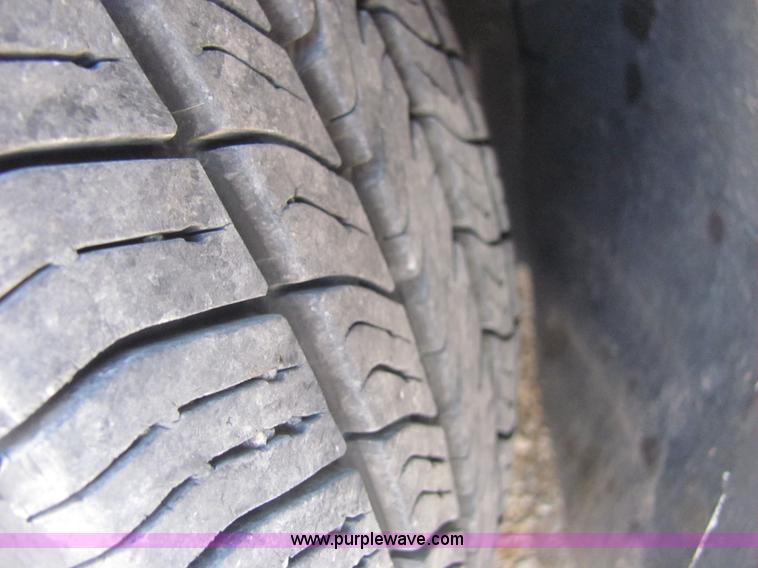 image for item A3582 2004 Chevrolet Malibu LS Maxx