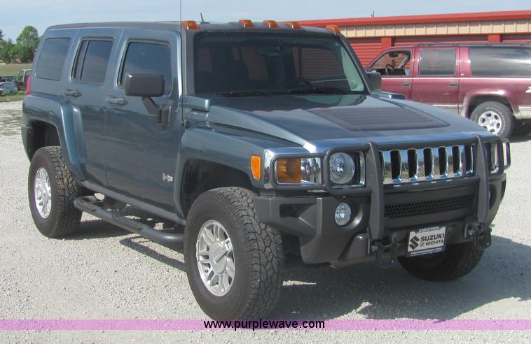 image for item A3592 2007 Hummer H3 SUV