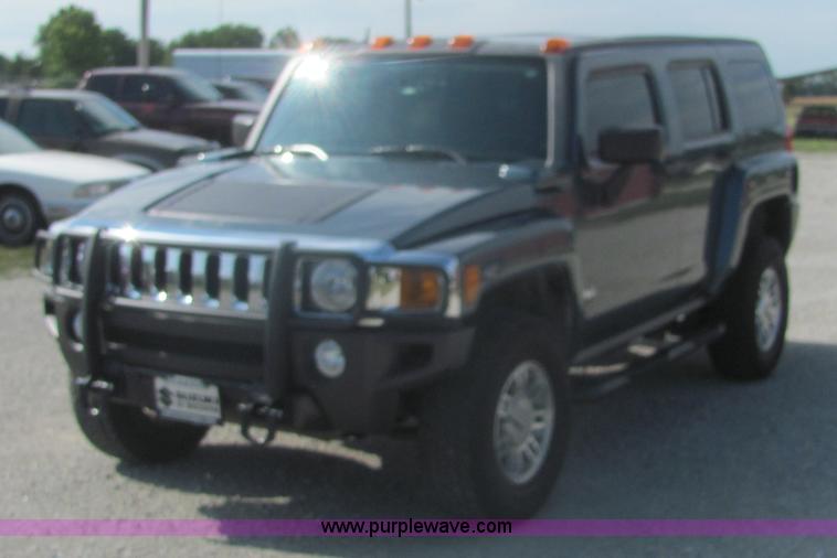 image for item A3592 2007 Hummer H3 SUV