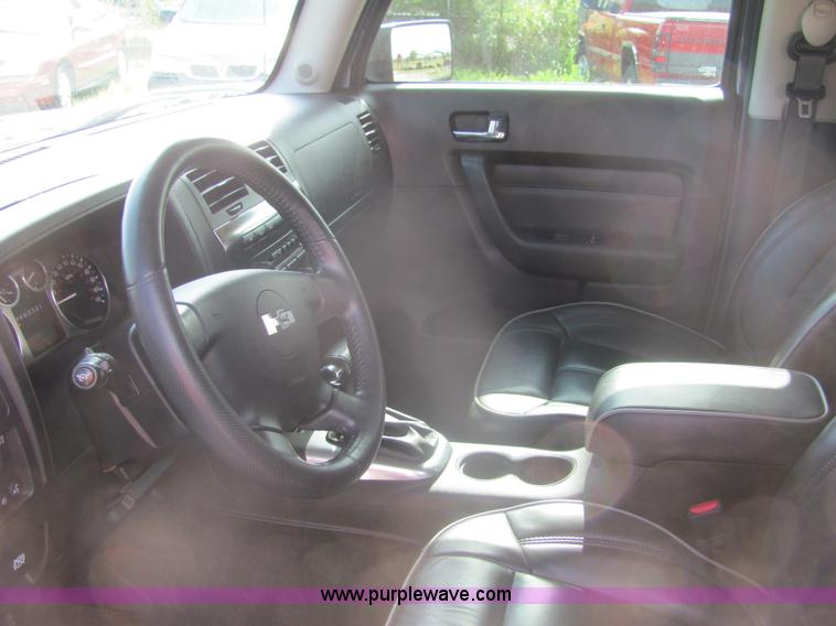 image for item A3592 2007 Hummer H3 SUV