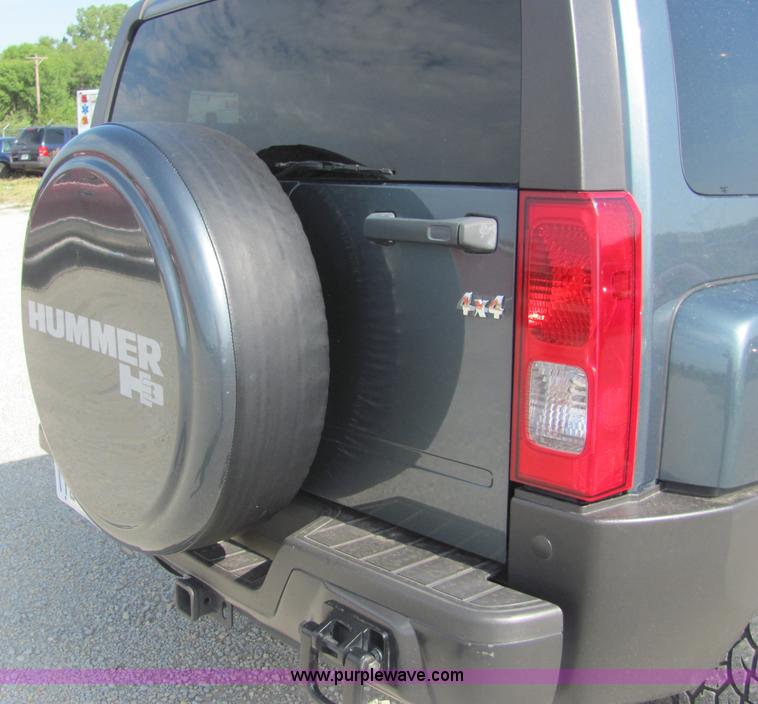 image for item A3592 2007 Hummer H3 SUV