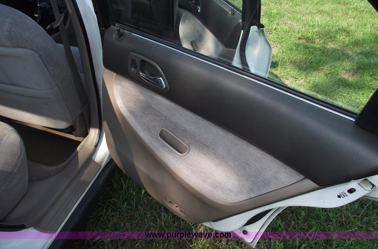 image for item A4017 1995 Honda Accord LX