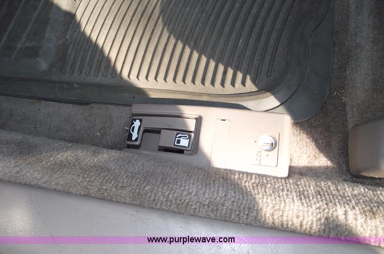 image for item A4017 1995 Honda Accord LX