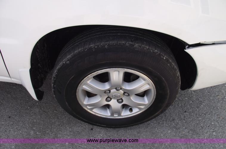 image for item A4069 2002 Toyota Highlander Limited SUV