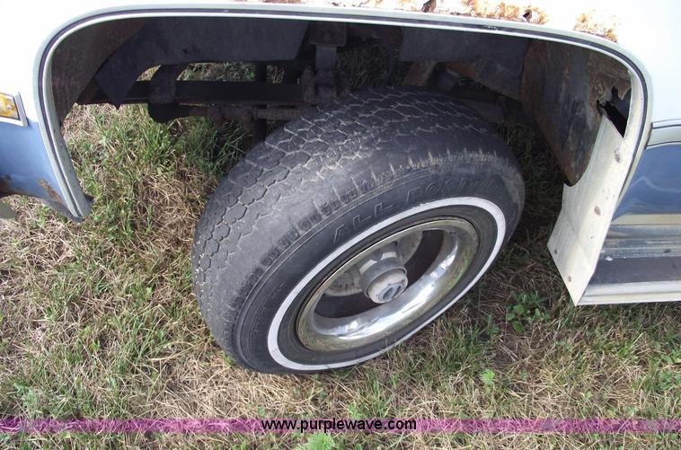 image for item A4079 1987 Chevrolet Custom Deluxe 10 pickup truck