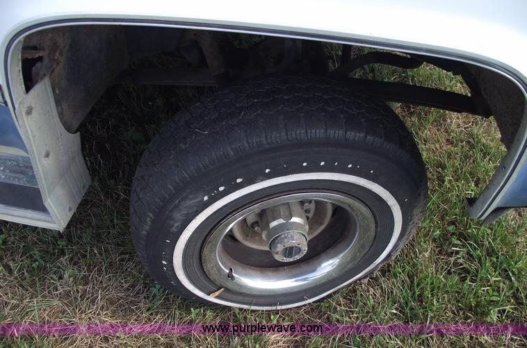 image for item A4079 1987 Chevrolet Custom Deluxe 10 pickup truck