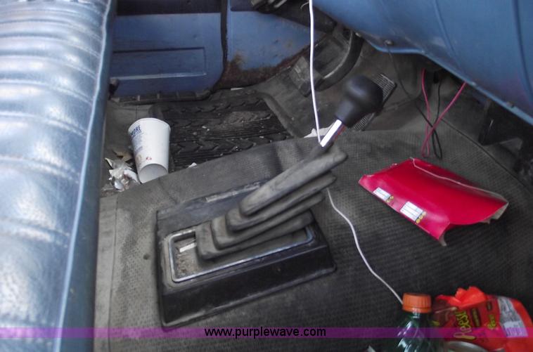 image for item A4079 1987 Chevrolet Custom Deluxe 10 pickup truck