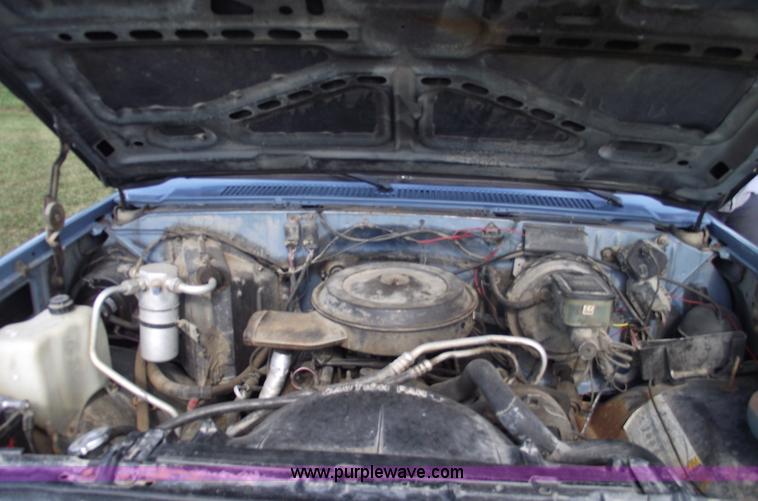 image for item A4079 1987 Chevrolet Custom Deluxe 10 pickup truck