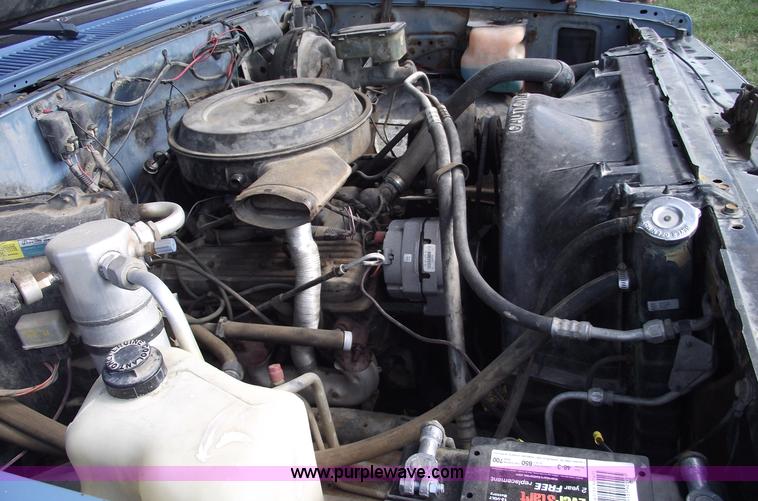 image for item A4079 1987 Chevrolet Custom Deluxe 10 pickup truck